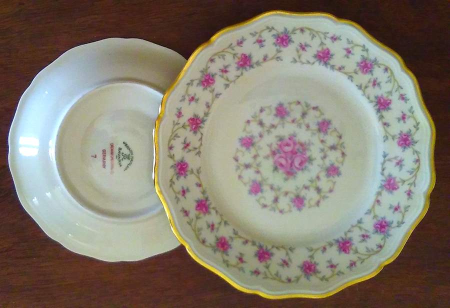 JOH271 Dinner Plate by Johann Haviland-1