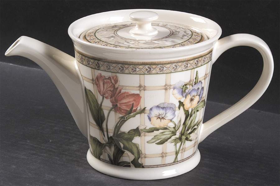 Enchanted Garden Teapot & Lid by Johnson Brothers-1