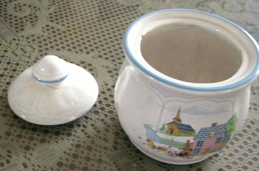 JAP260 Sugar Bowl & Lid by Japan-1