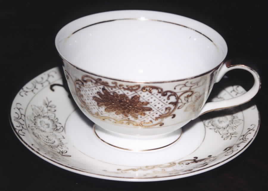 G-999 Footed Cup & Saucer Set by Sadek-1