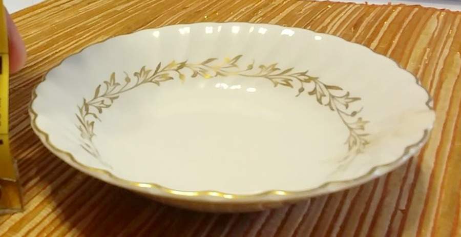 JB605 Fruit/Dessert (Sauce) Bowl by Johnson Brothers-1