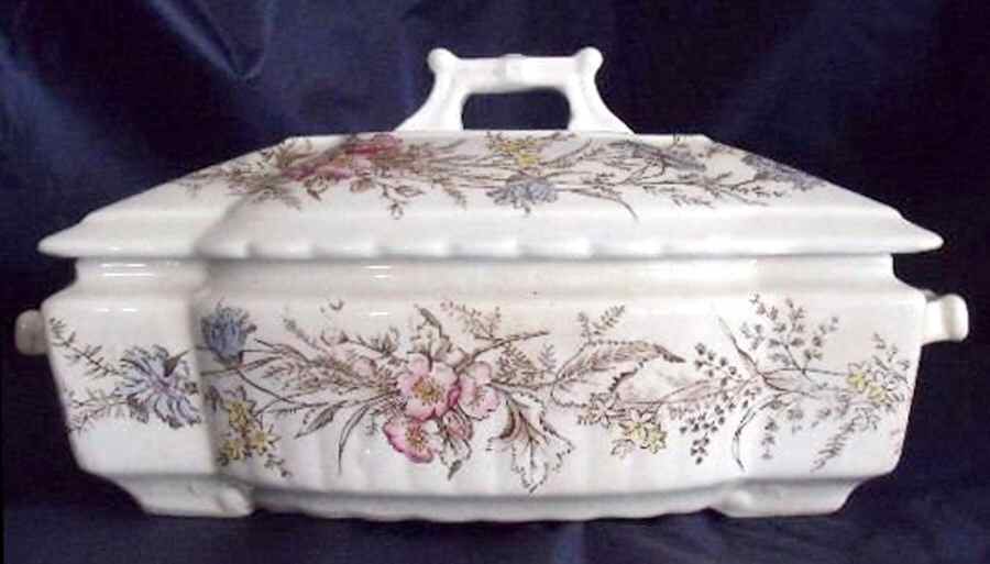 JB613 Round Covered Vegetable by Johnson Brothers-1