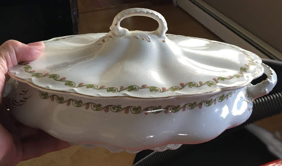 JB618 Oval Covered Vegetable by Johnson Brothers-1