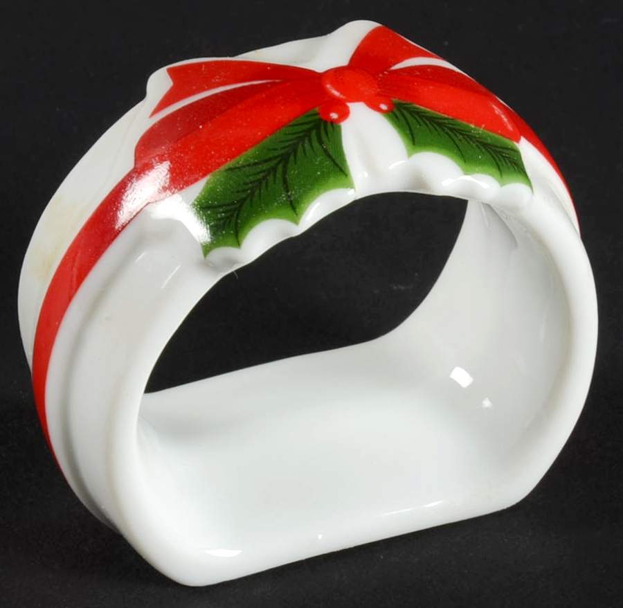 Ribbon & Holly Napkin Ring by Jamestown-1