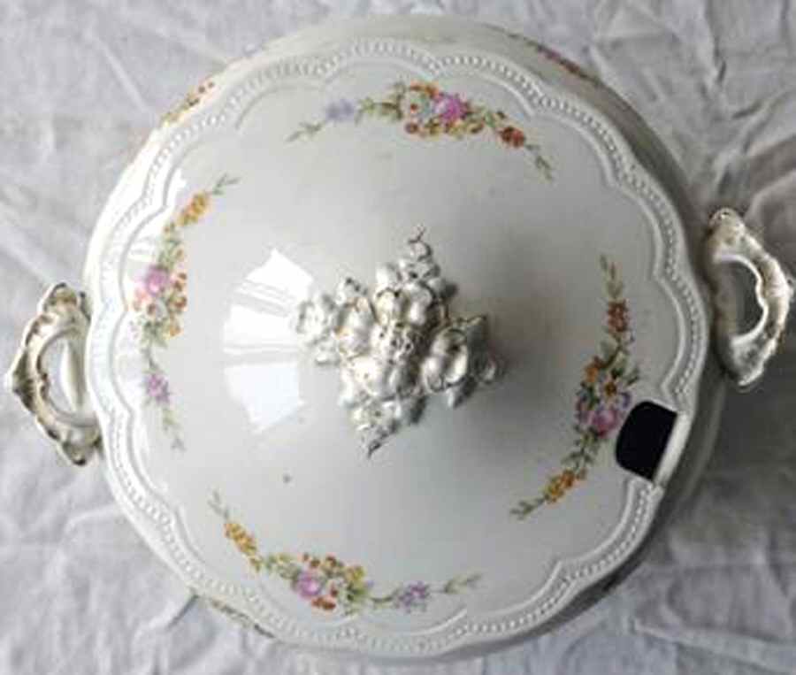 JB651 Round Covered Vegetable by Johnson Brothers-1