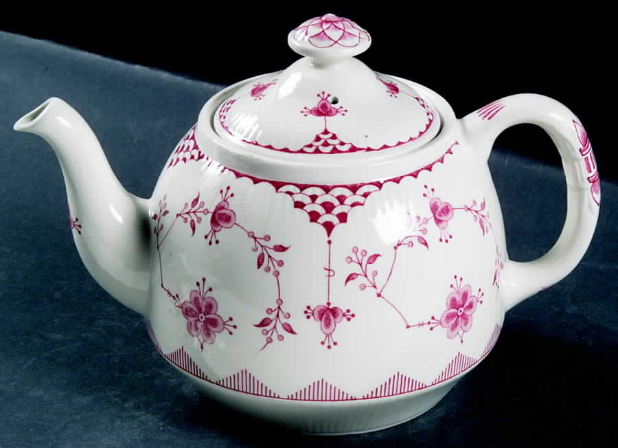 Denmark Pink Teapot & Lid by Johnson Brothers-1