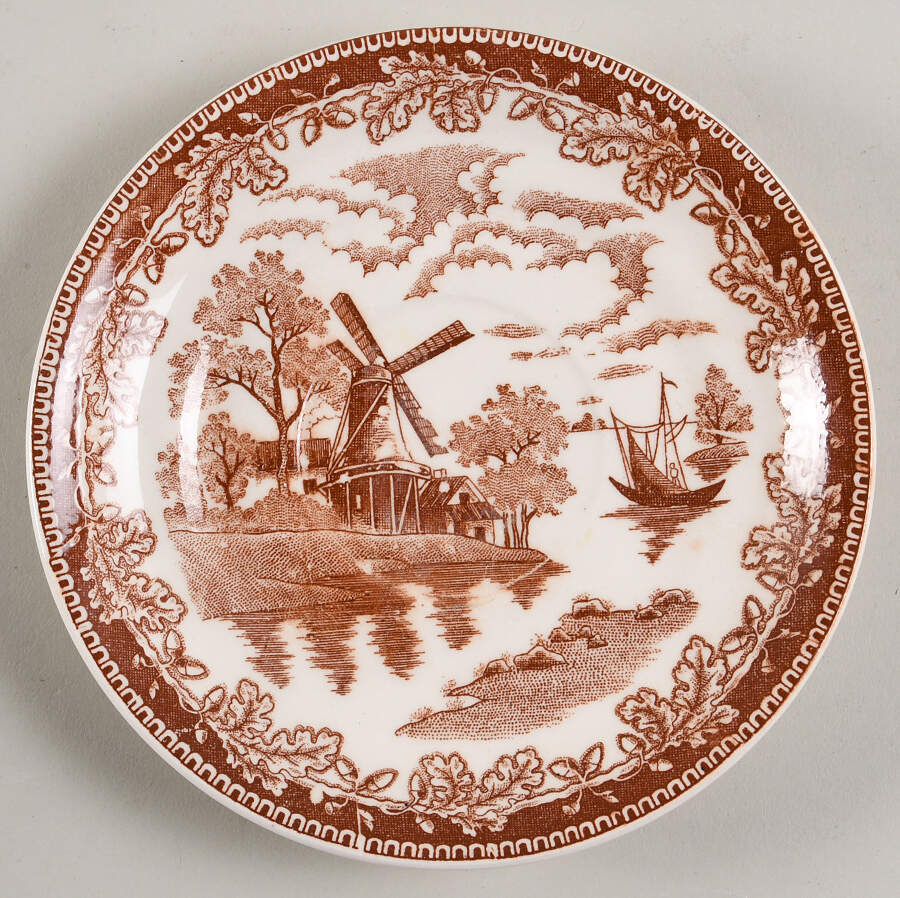 JAP82BR Saucer by Japan-1