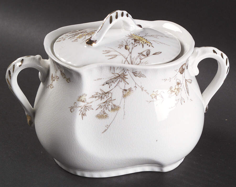 JB672 Sugar Bowl & Lid by Johnson Brothers-1