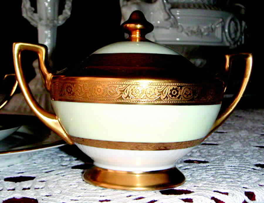 JAP310 Sugar Bowl & Lid by Japan-1