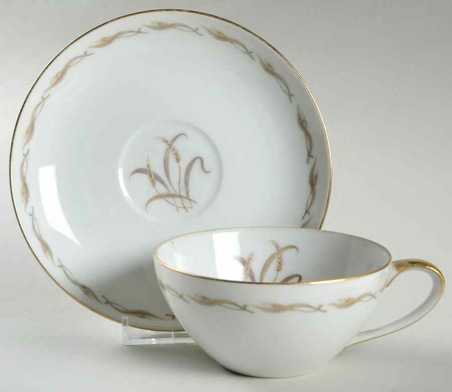 Paula Flat Cup & Saucer Set by Jyoto-1