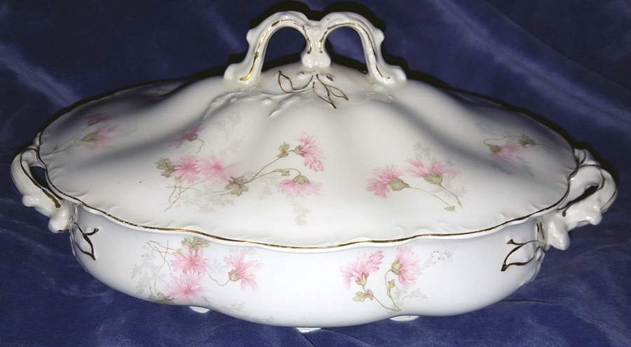 JB690 Oval Covered Vegetable by Johnson Brothers-1