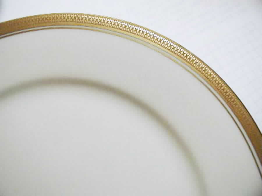 JOH290 Dinner Plate by Johann Haviland-1
