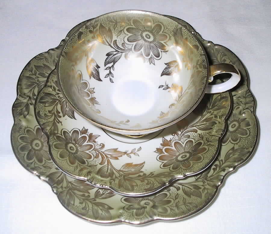 JOE15 Footed Cup & Saucer Set by Johann Seltmann-1