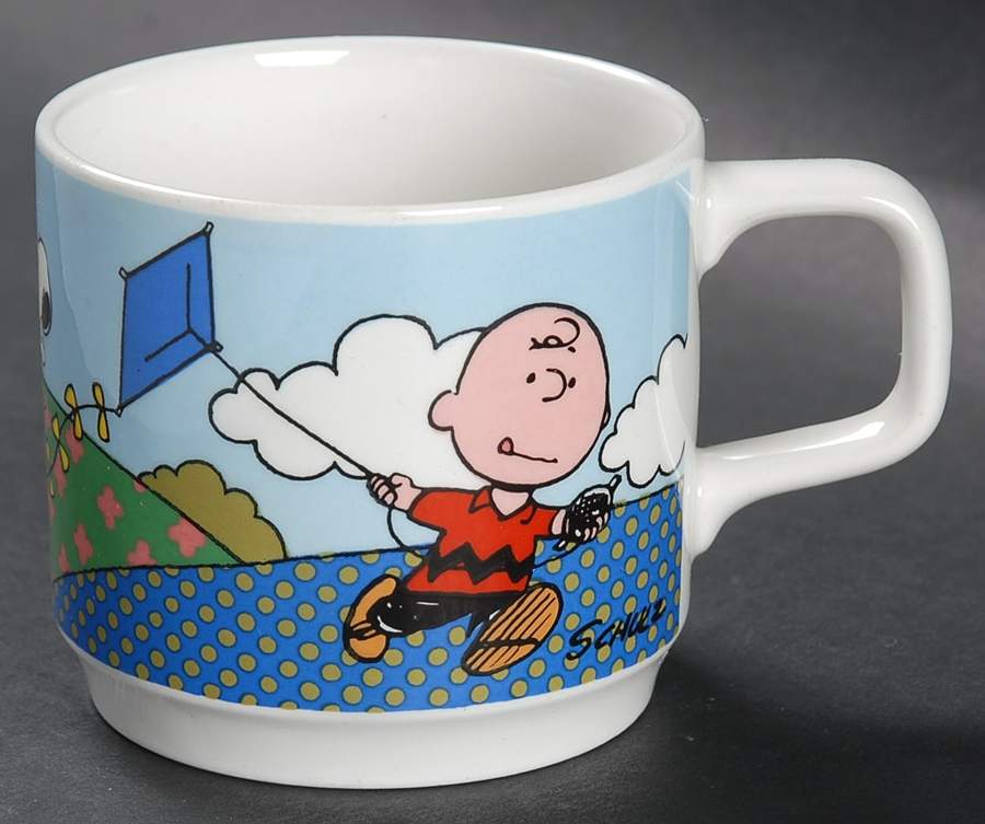 Peanuts Characters Child's Mug by Johnson Brothers-1