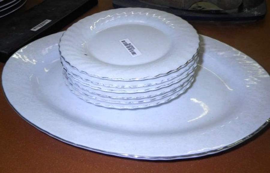 JAM24 14" Oval Serving Platter by Jamestown-1