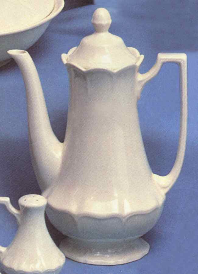 Heirloom Coffee Pot & Lid by Johnson Brothers-1