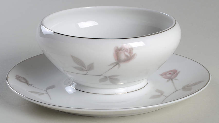 Lorinda Gravy Boat with Attached Underplate by Jyoto-1