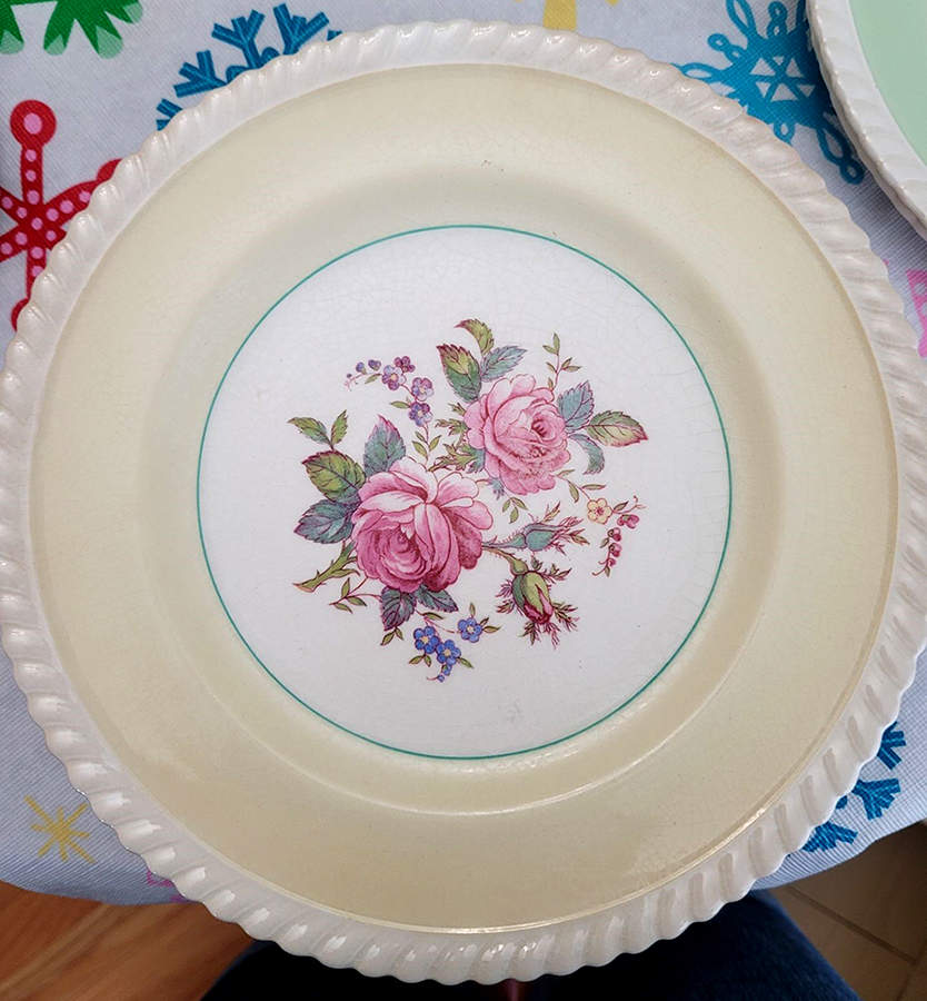JB21 Yellow (LIGHT) Salad Plate by Johnson Brothers-1