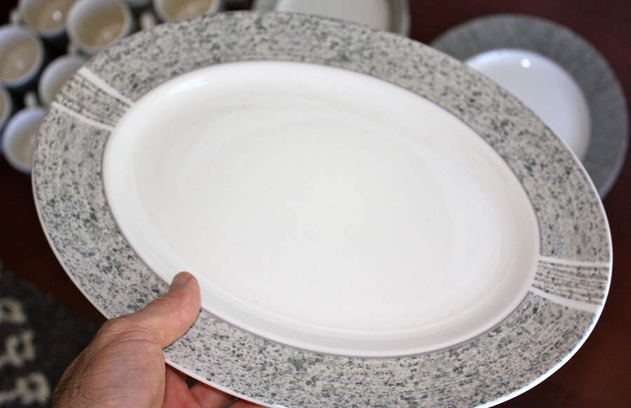 Kernow 13" Oval Serving Platter by Johnson Brothers-1