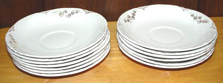 JB778 Saucer by Johnson Brothers-1