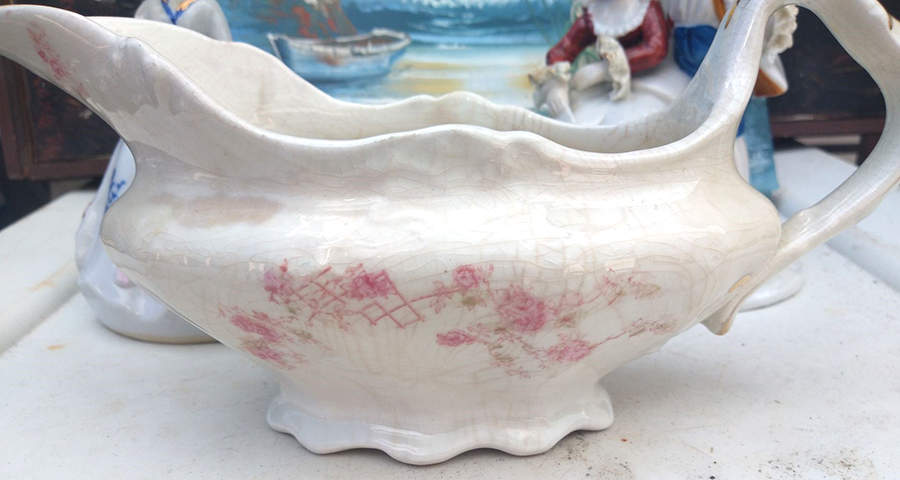 JB780 Gravy Boat by Johnson Brothers-1