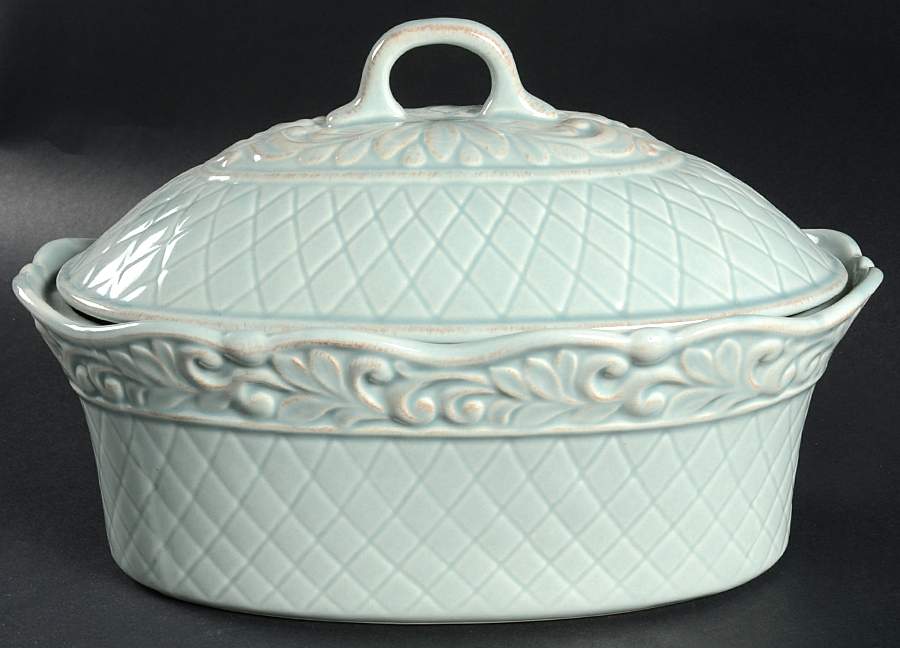 Isabella Blue 2.5 Quart Oval Covered Casserole by JCPenney-1