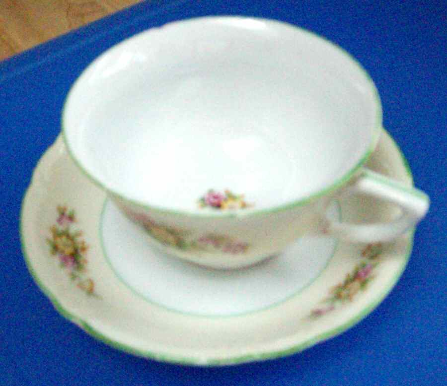 SE74 Footed Cup & Saucer Set by Seiei & Co-1