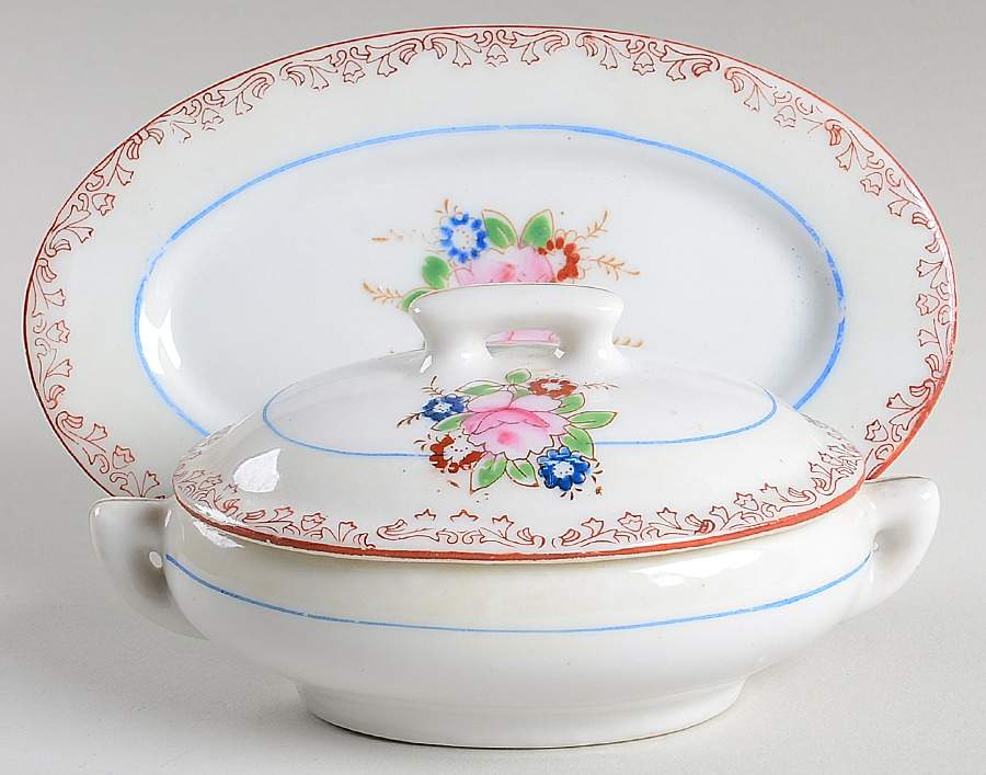 Jap403 Toy Tureen with Lid & Underplate by Japan-1
