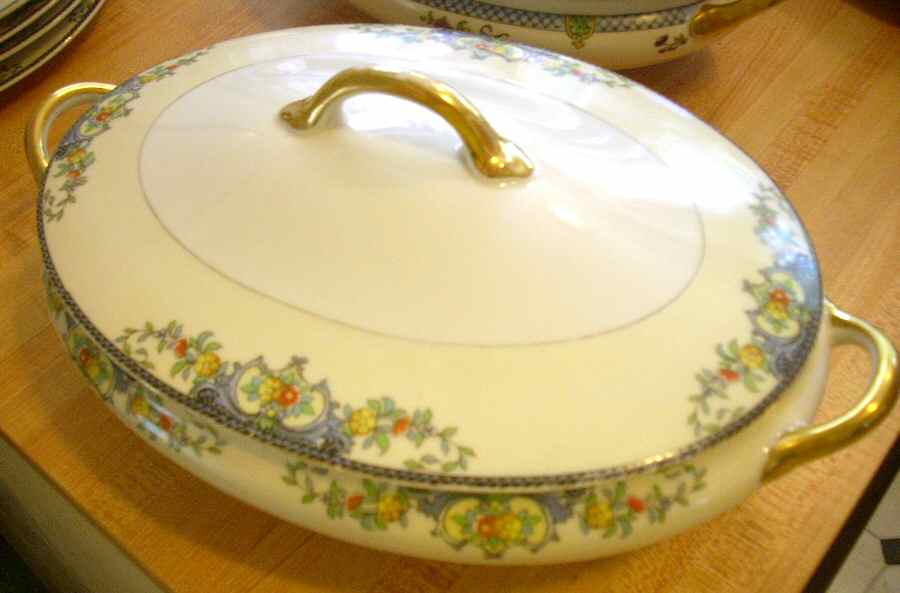 N1219 Oval Covered Vegetable by Noritake-1