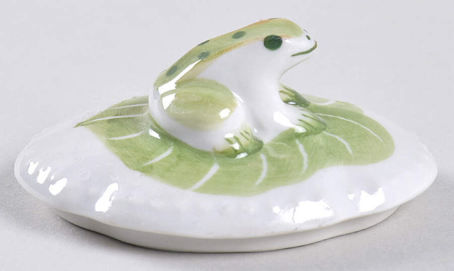 Leaps & Bounds Lid for Trinket Box by Jay Willfred-1