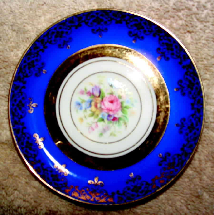 W02128 Blue Saucer by Johann Haviland-1