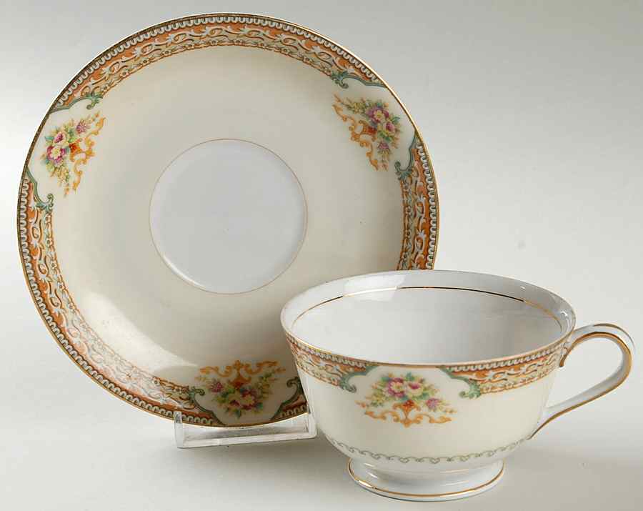 JYO58 Footed Cup & Saucer Set by Jyoto-1