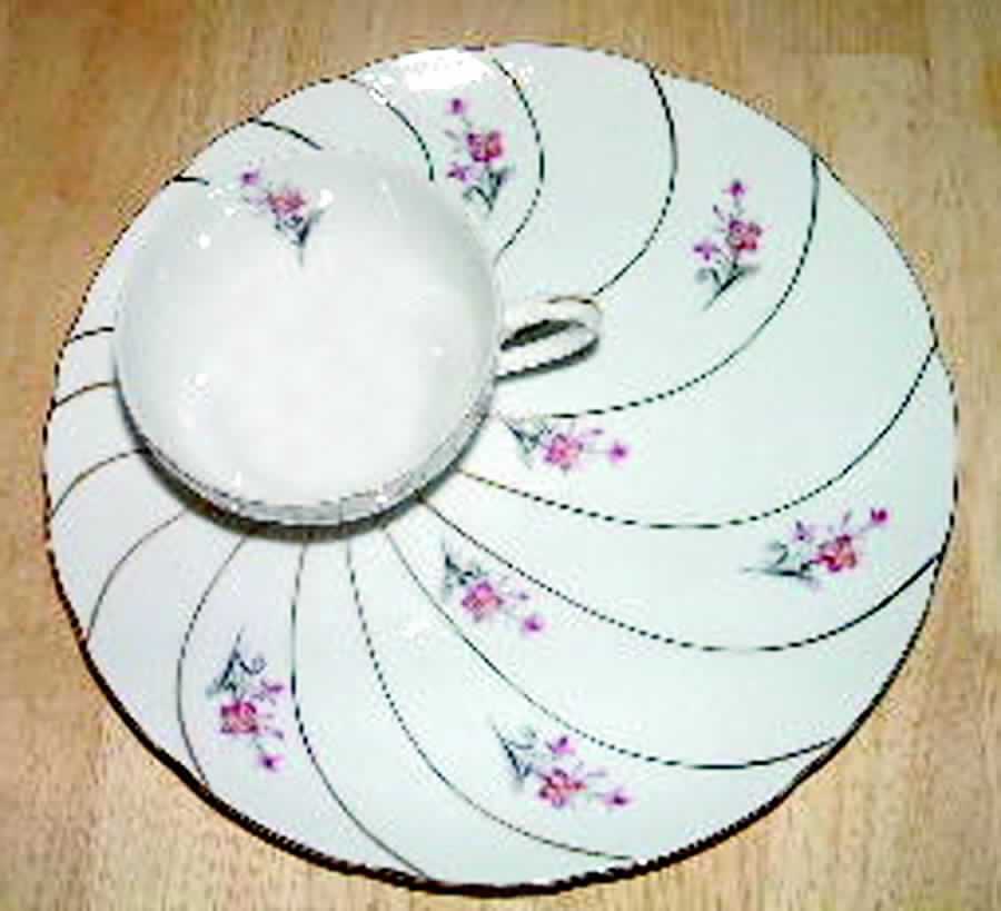 YAM43 Snack Plate & Cup Set by Yamaka-1