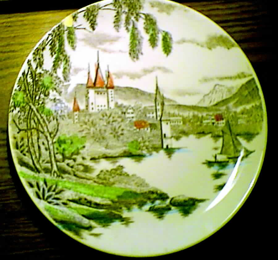 La Ville Dinner Plate by Japan-1