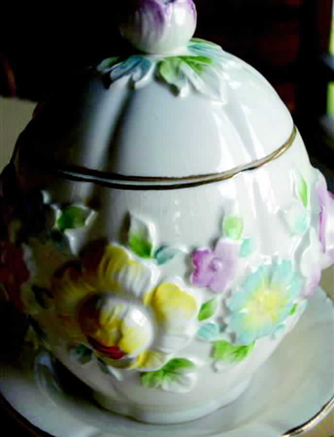 MOY31 Sugar Bowl & Lid by Moriyama-1