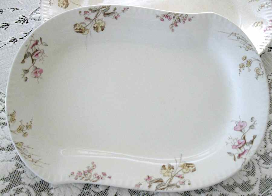 JB834 14" Oval Serving Platter by Johnson Brothers-1