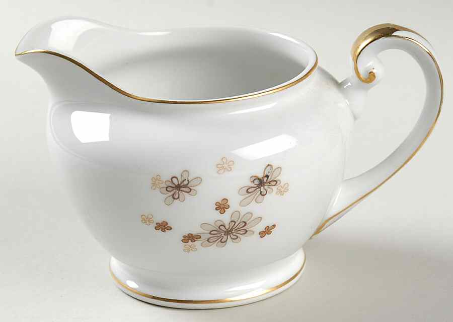 Shelbourne Creamer by Japan-1
