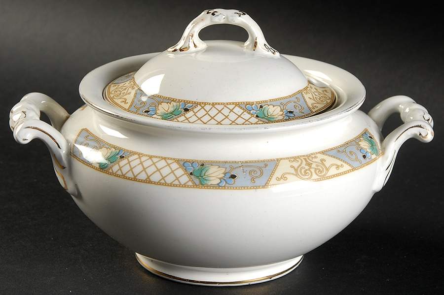 JB173 Sugar Bowl & Lid by Johnson Brothers-1