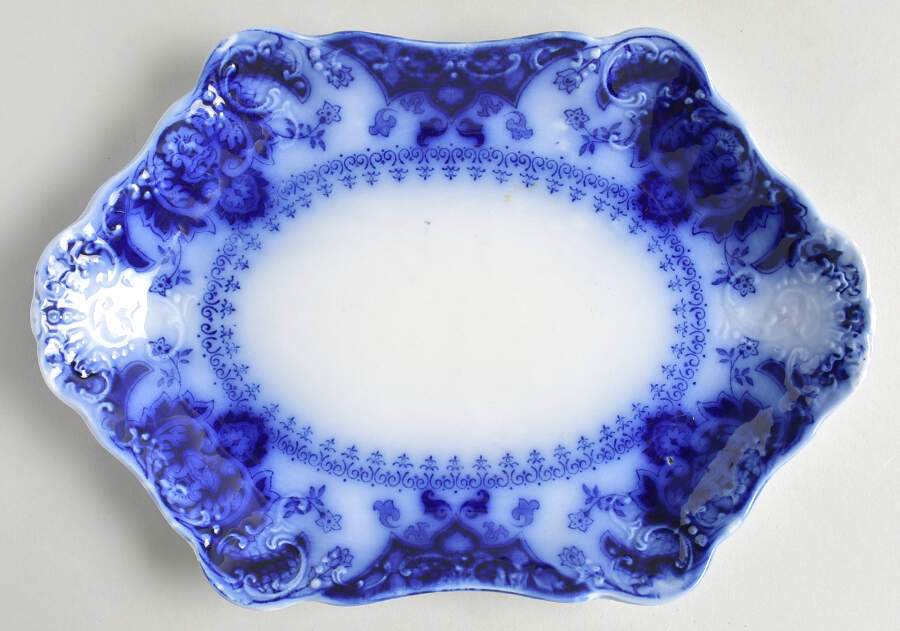 Florida (Flow Blue) 10" Oval Serving Platter by Johnson Brothers-1