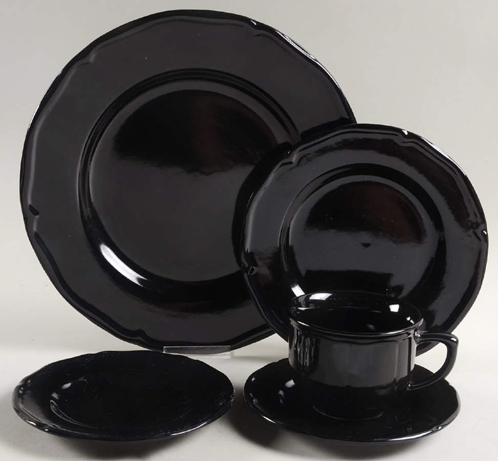 Bistro Cafe Black 40 Piece Estate Set by JCPenney-1