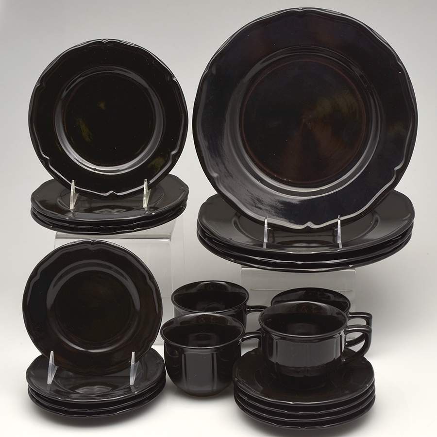 Bistro Cafe Black 20 Piece Set by JCPenney-1