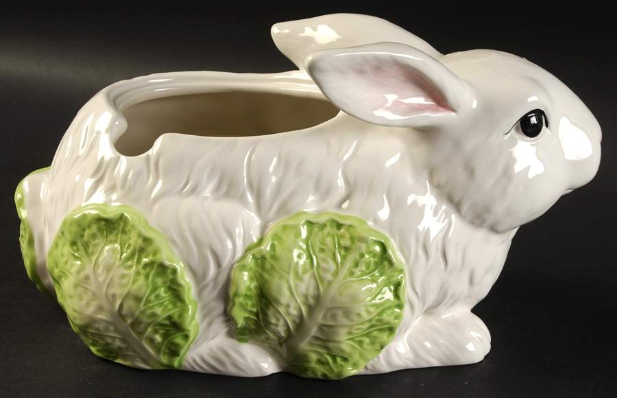 Bunny Toile Figural Tureen No Lid by Jay Willfred-1