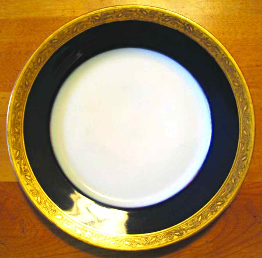 20018 Dinner Plate by Jean Haviland-1