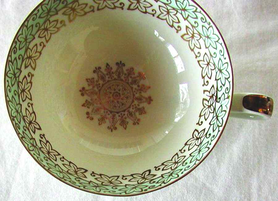 02359 Footed Cup by Johann Haviland-1