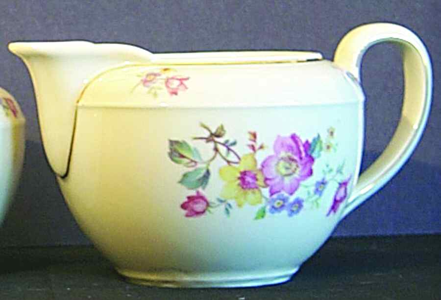 JOH326 Creamer by Johann Haviland-1