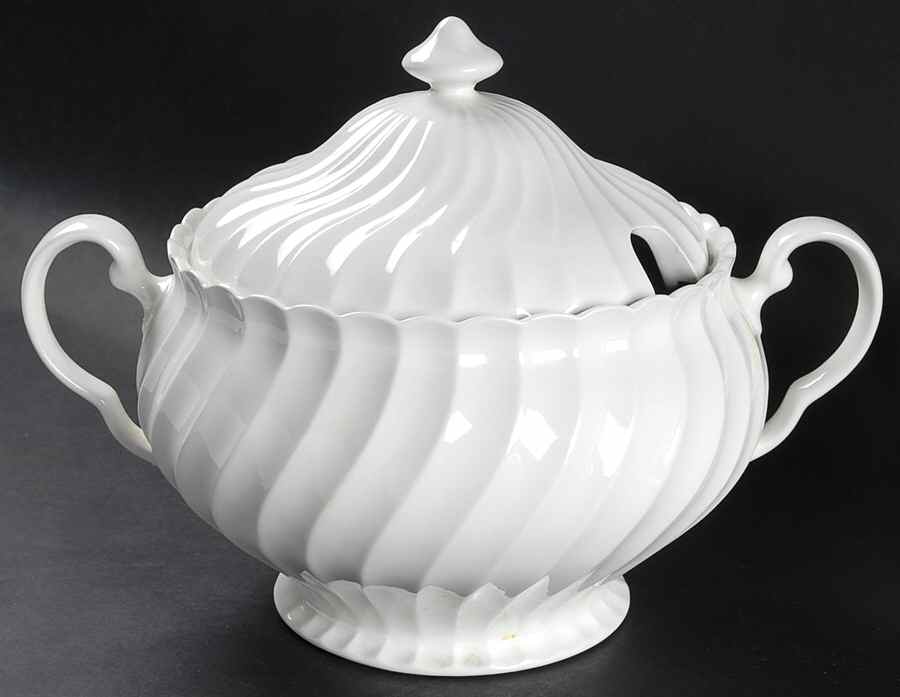 Regency (England 1883 Stamp, Made in China) Tureen &  Lid by Johnson Brothers-1