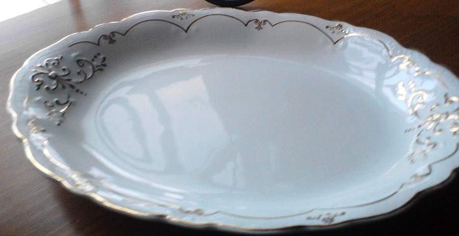 JB885 10" Oval Serving Platter by Johnson Brothers-1