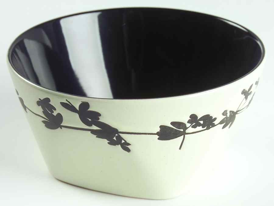 Belvedere Black Coupe Cereal Bowl by Johnson Brothers-1