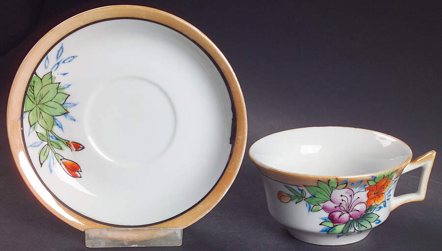 JAP556 Flat Cup & Saucer Set by Japan-1