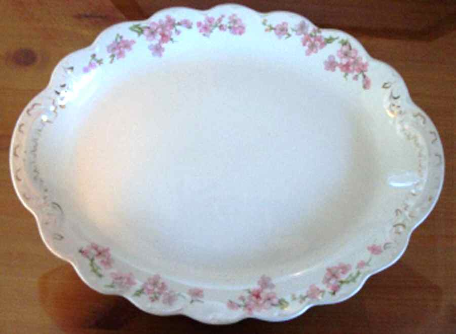 JB891 14" Oval Serving Platter by Johnson Brothers-1